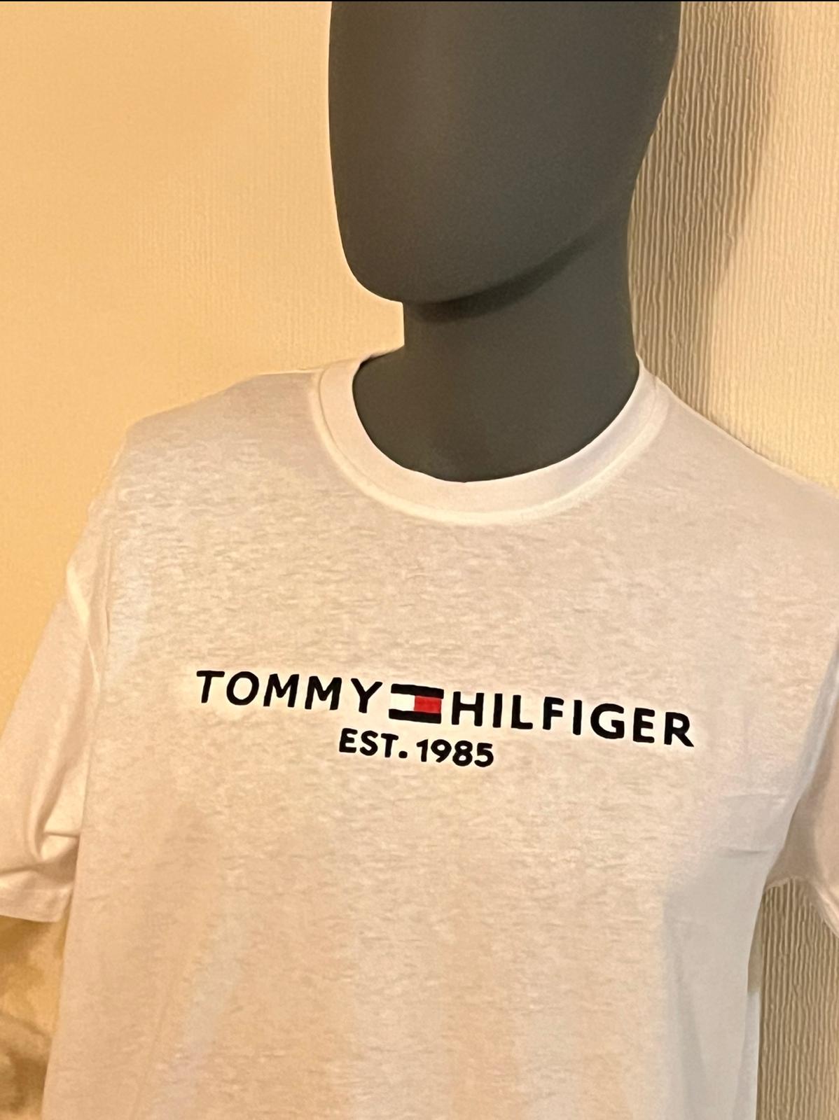 Tommy Hilfiger T-shirt Front Print Logo